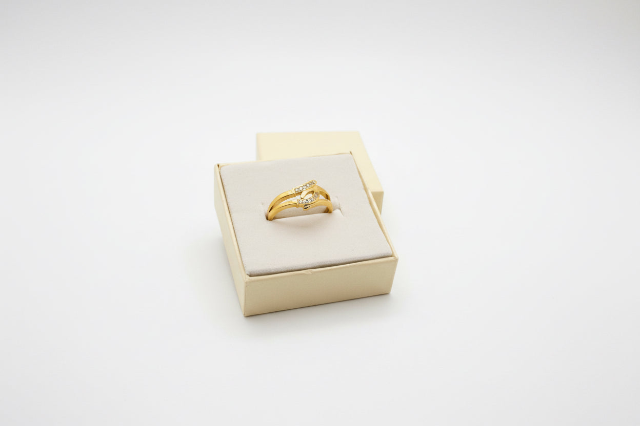 Solitaire Gold Ring Size 7