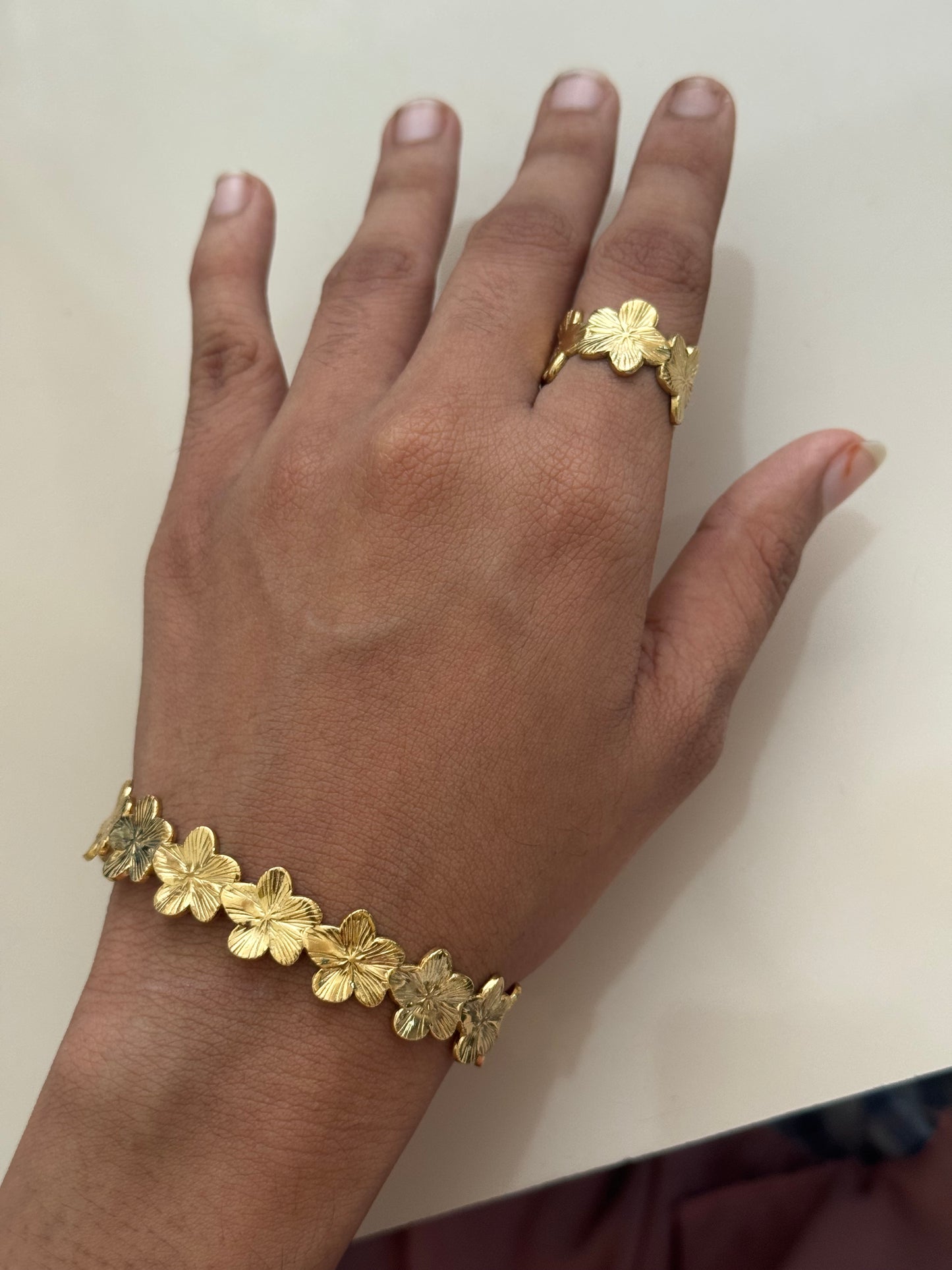 Flower combo bangle