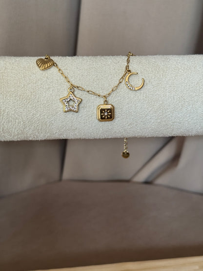 Charm bracelet