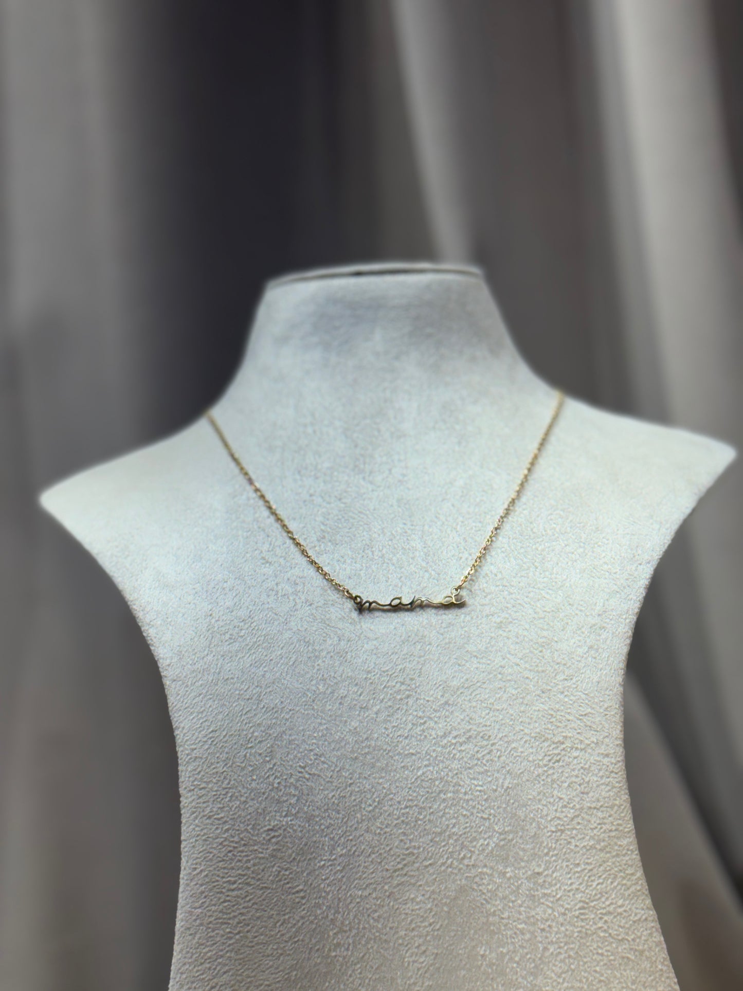Mama necklace