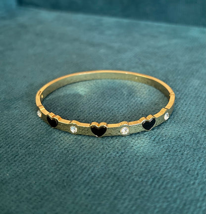 Black heart bangle