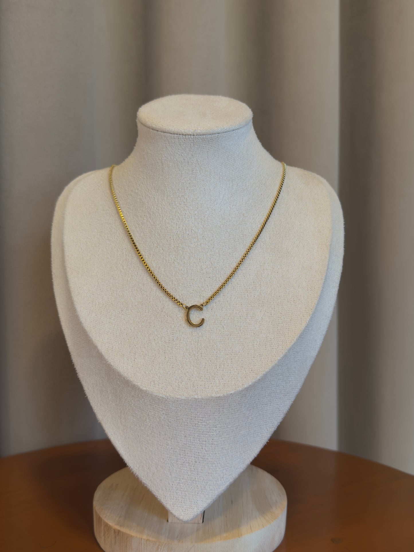 Alphabet chain necklace