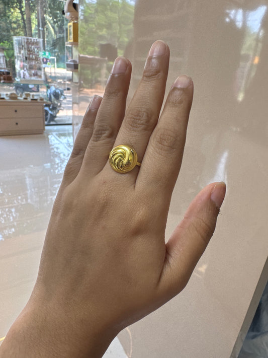 Adjustable Bold Gold Ring