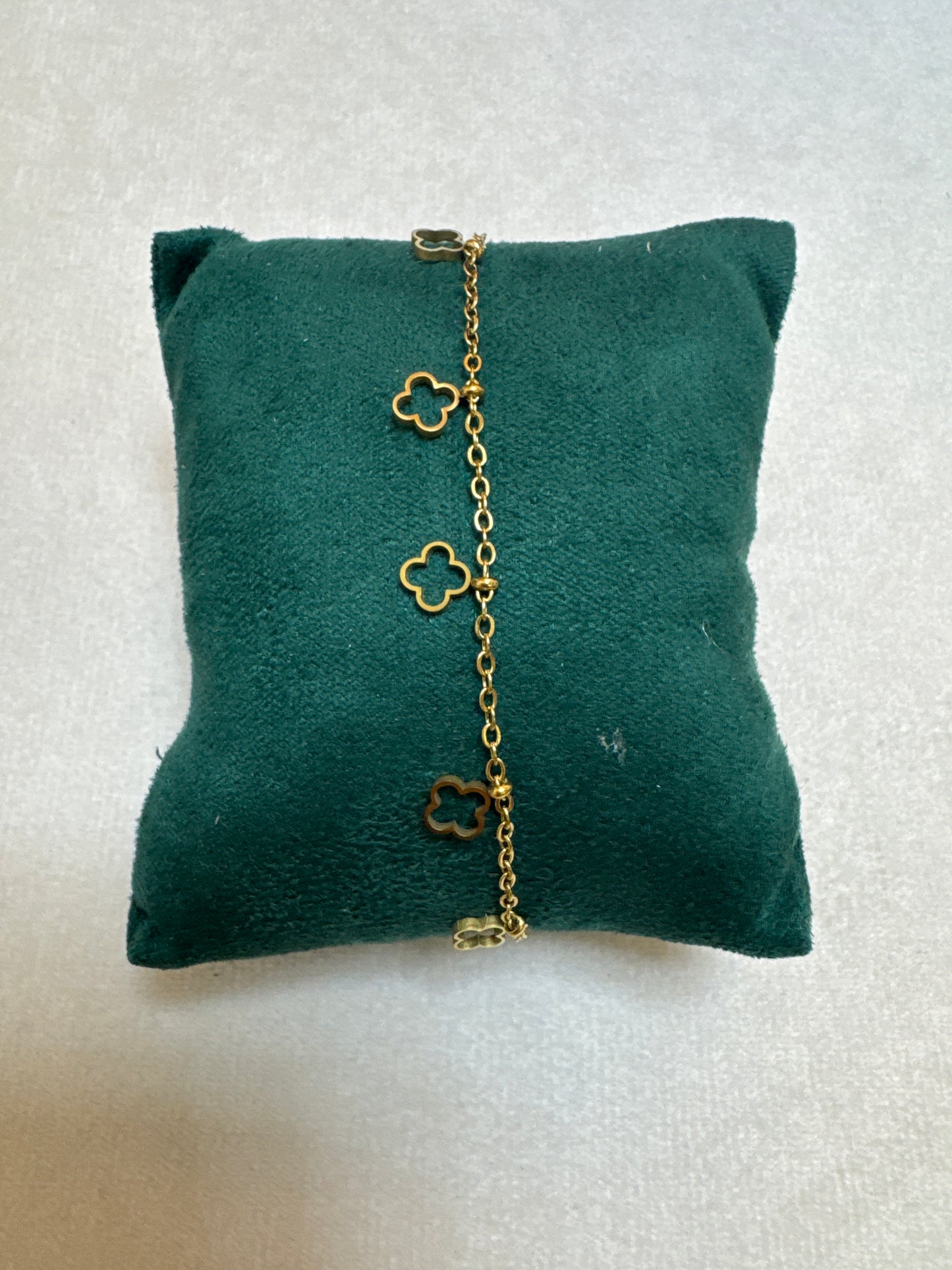 Gold Clover Charm Bracelet