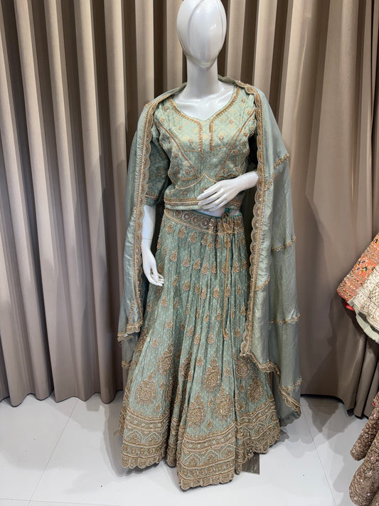 Rental dress lahanka
