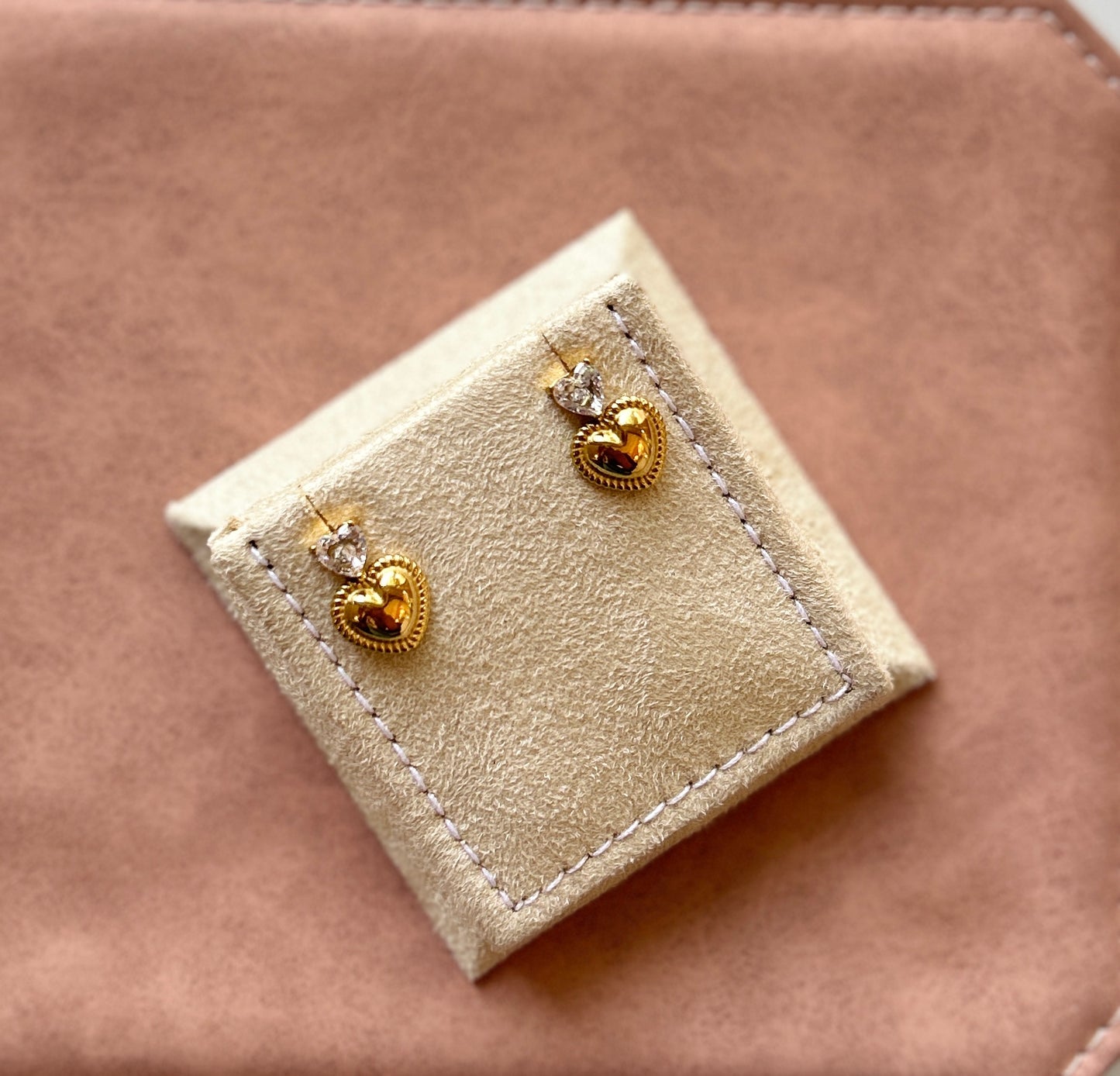 Heart with stone earrings