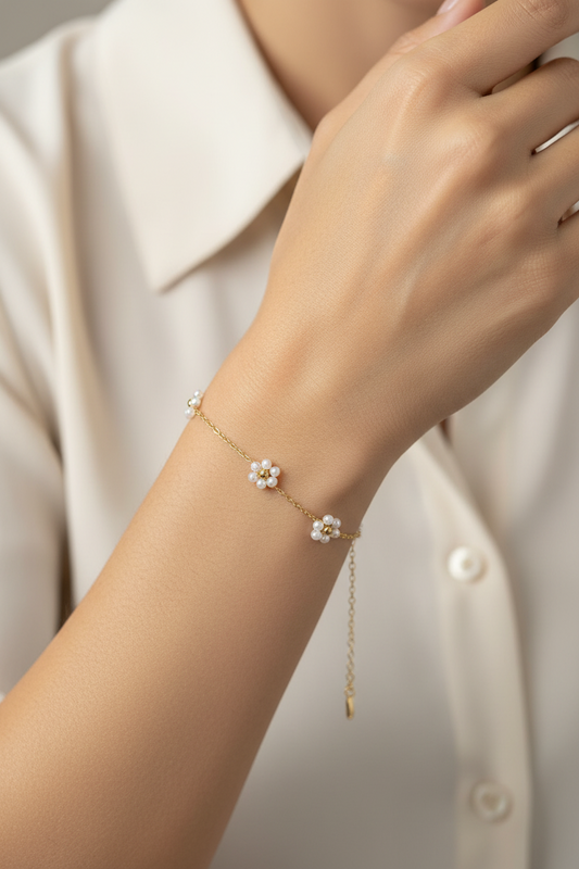 Pearl Flower Chain Bracelet