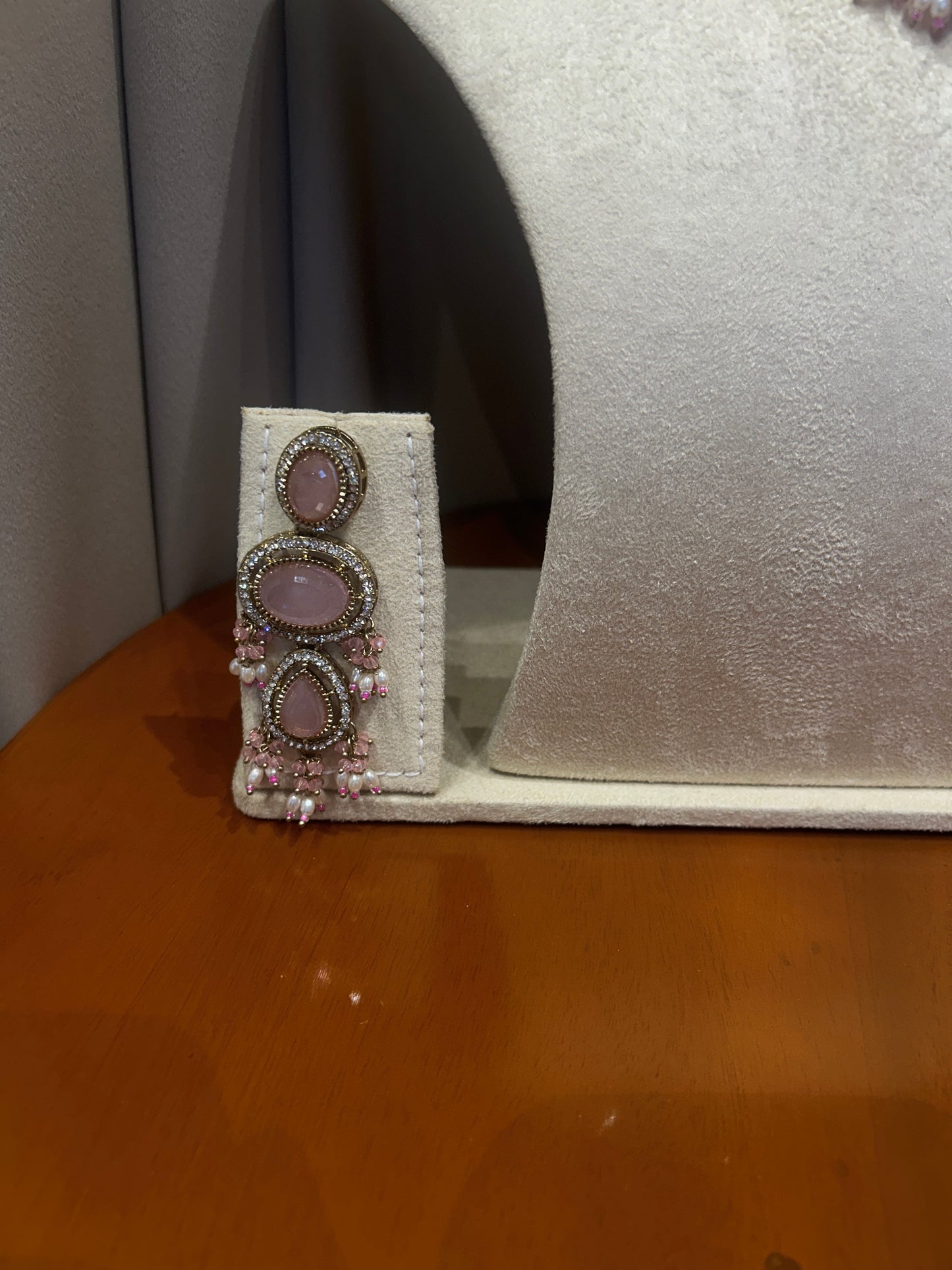 Rental jewellery