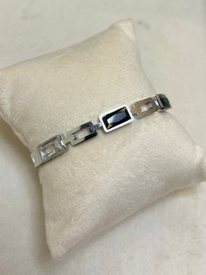Hisha silver Bangle Adult size