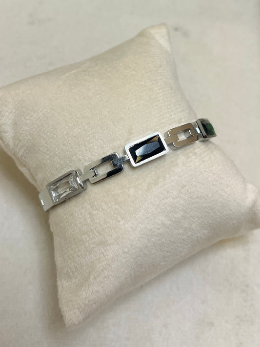 Hisha silver Bangle Adult size