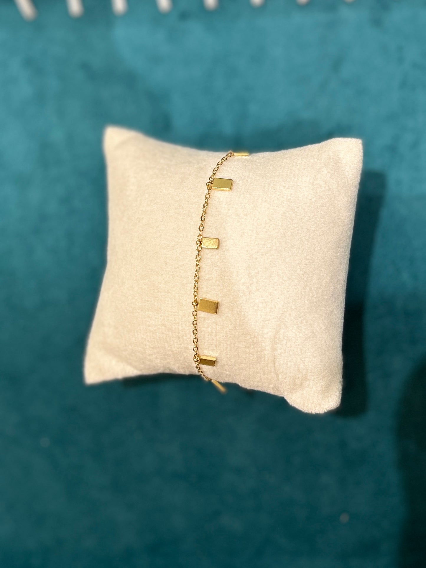 Square anklet