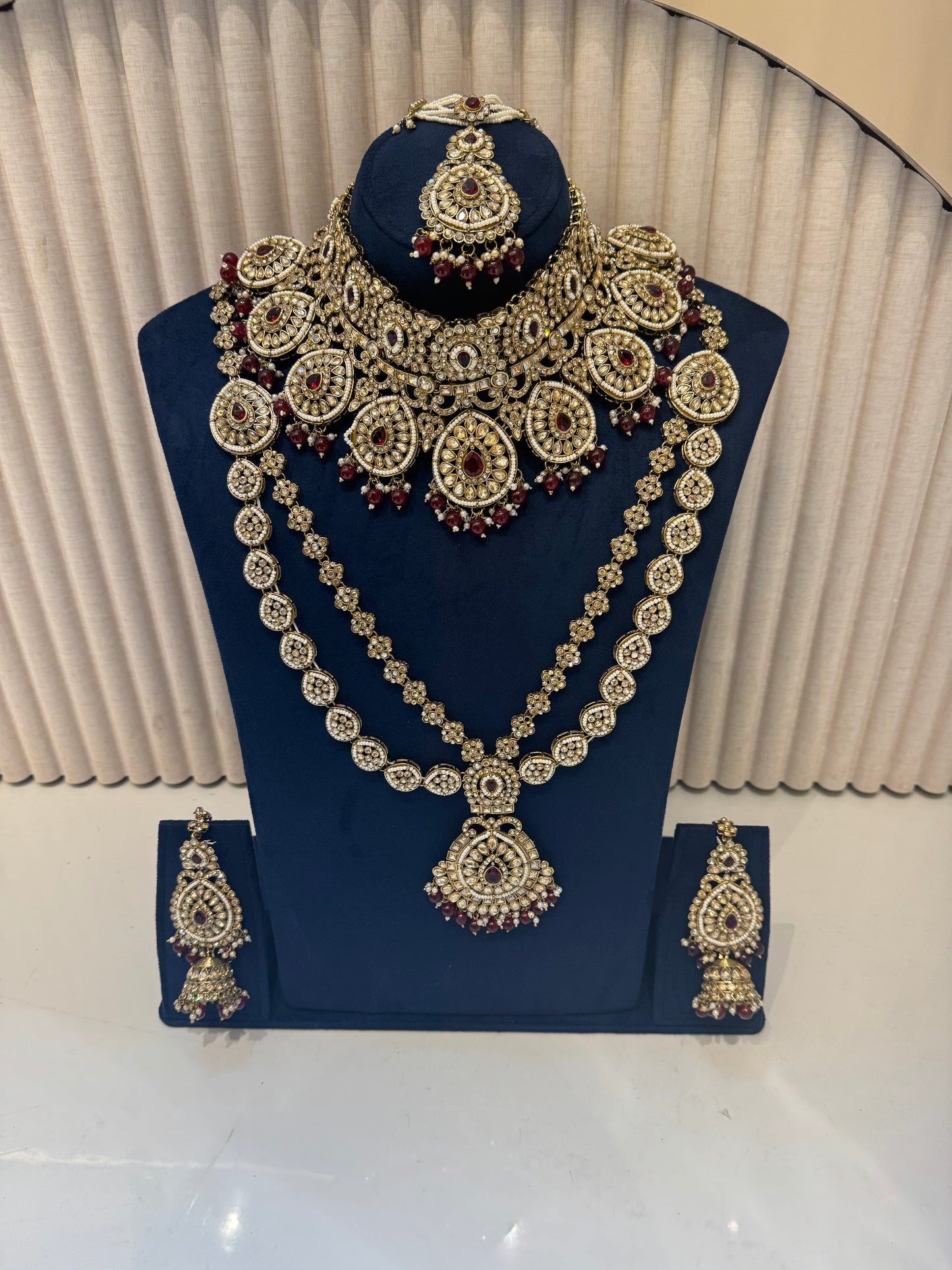 M6 Rental Jewellery