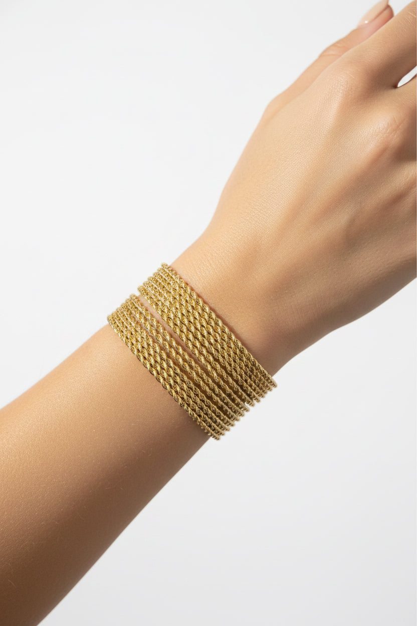 Cuff bangle