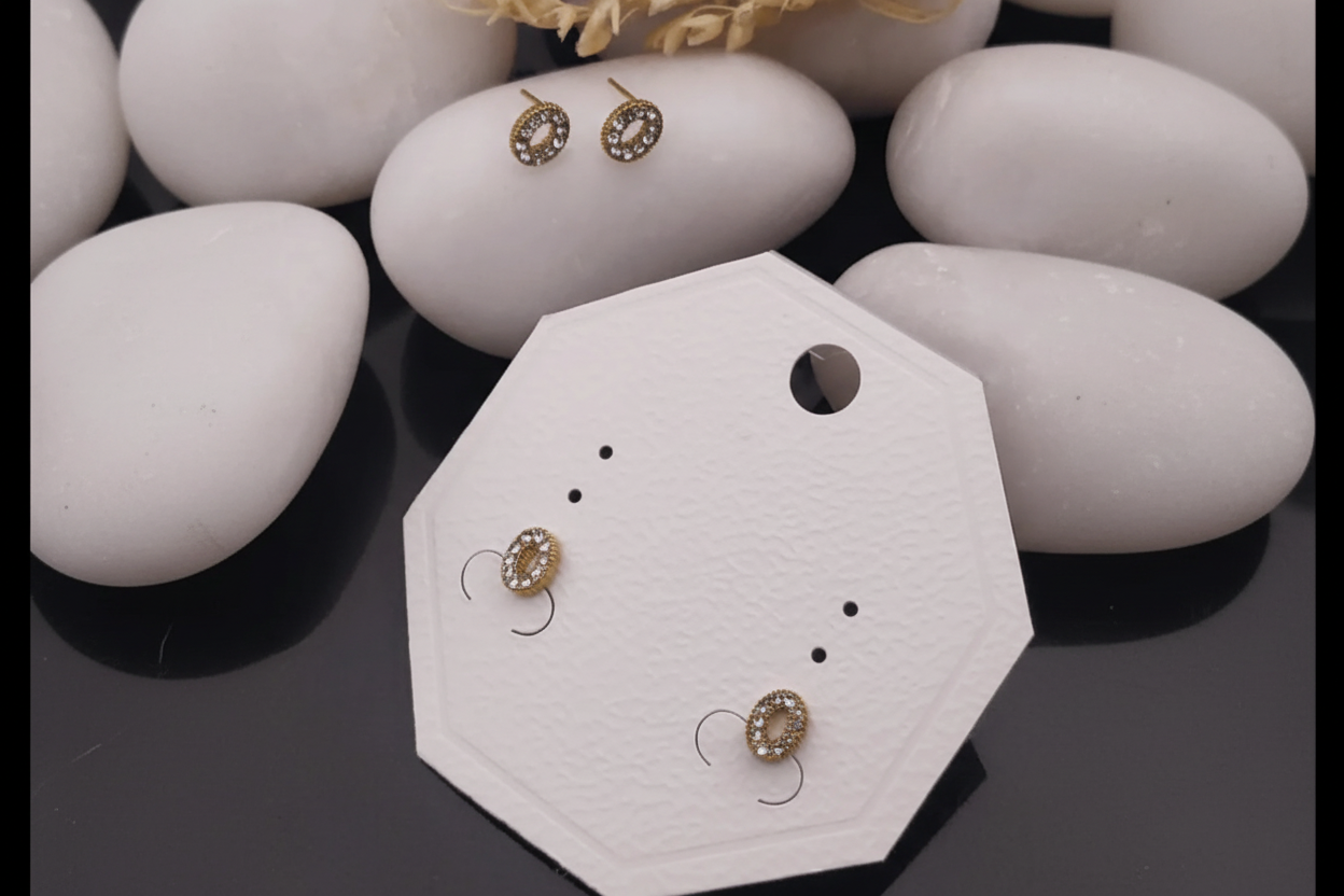Stone stud Earring