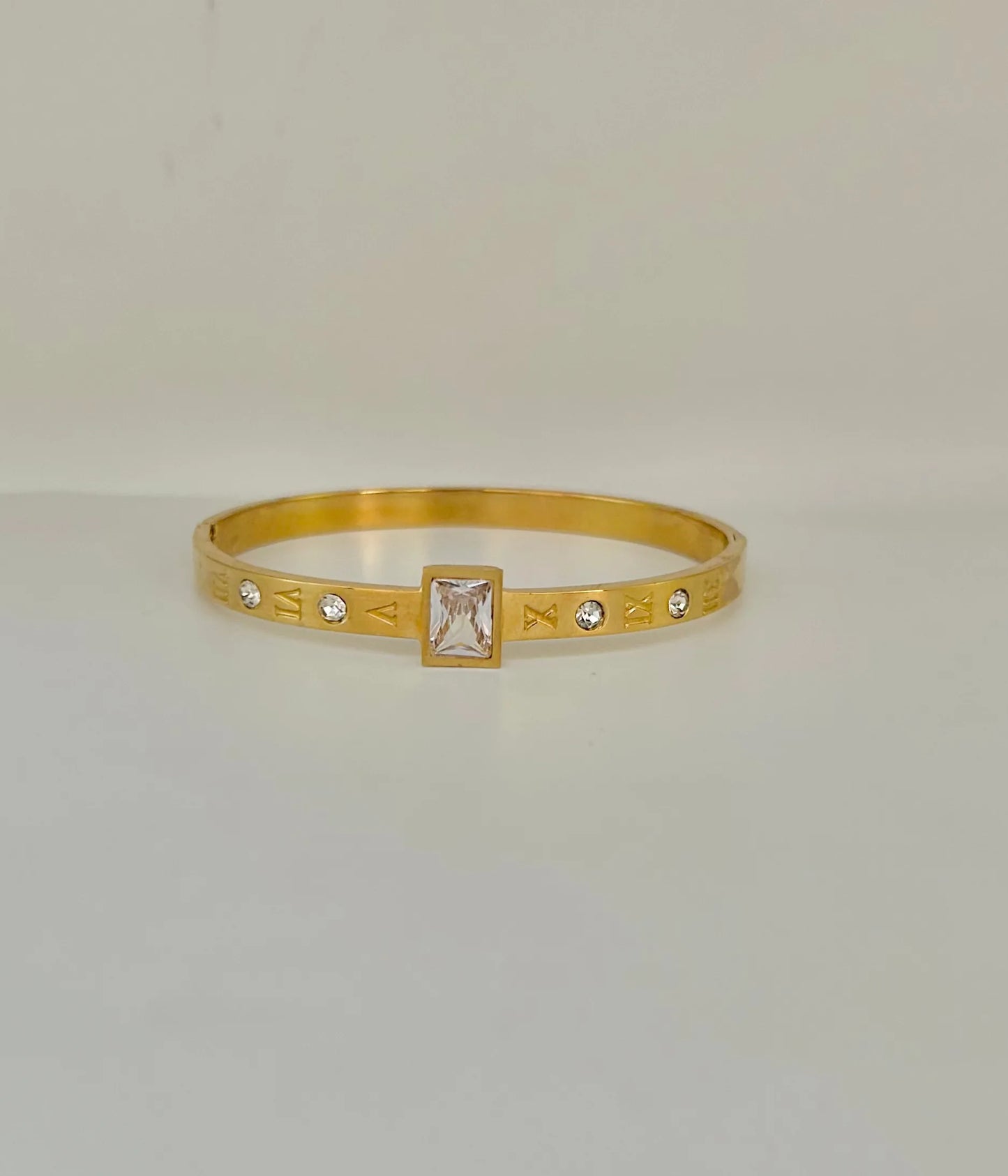 Nova Twist- Gold