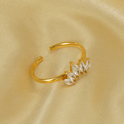 White stone Ring