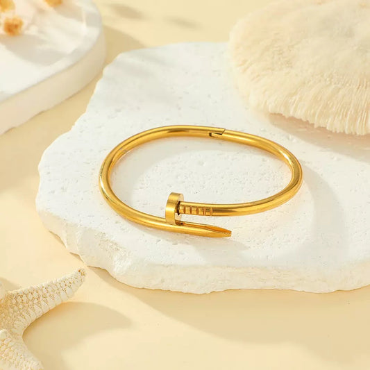 Trending Celebrity-Inspired Nail Bracelet