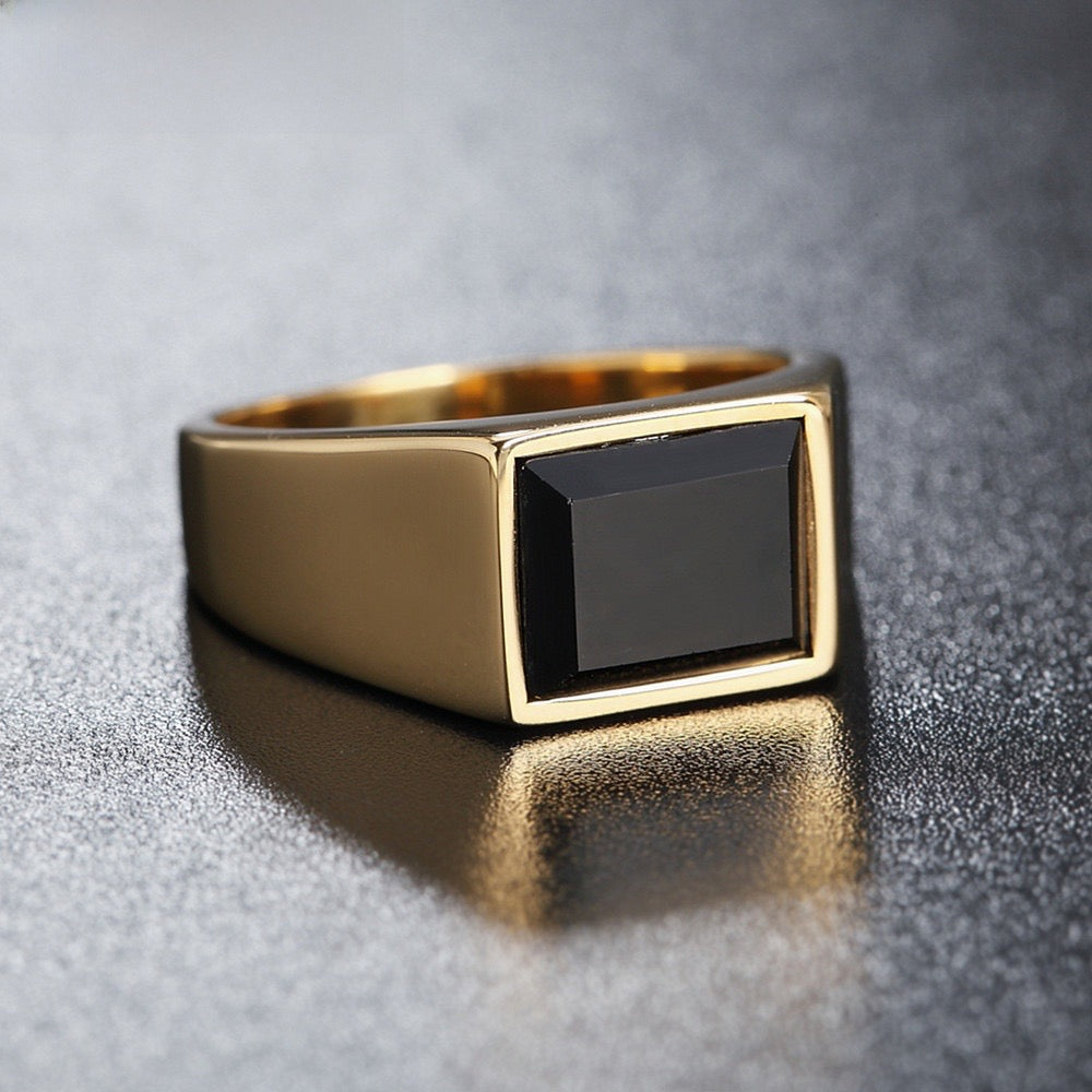 Men's Retro Classic Ring Rectangular Titanium Steel Electroplated Simple Personality European And American Style Geometric Pattern Retro Craft Unisex
Jewelry Accessory Gold