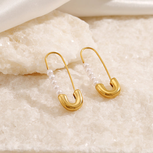 Saftey pin with beads Earring