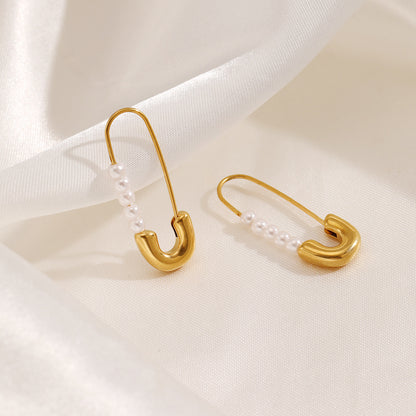 Saftey pin with beads Earring