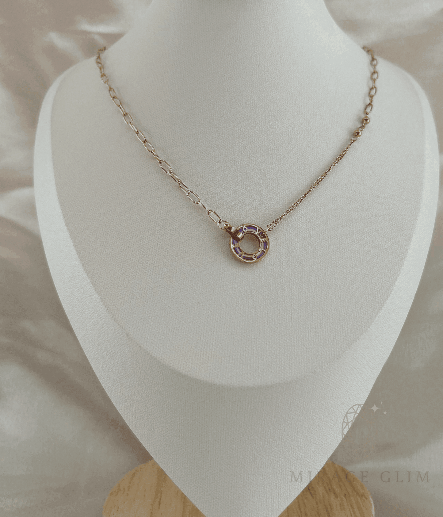 necklace with circular pendant and delicate chain
