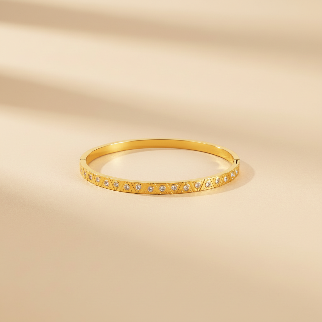 Rosebud Solitaire Bangle