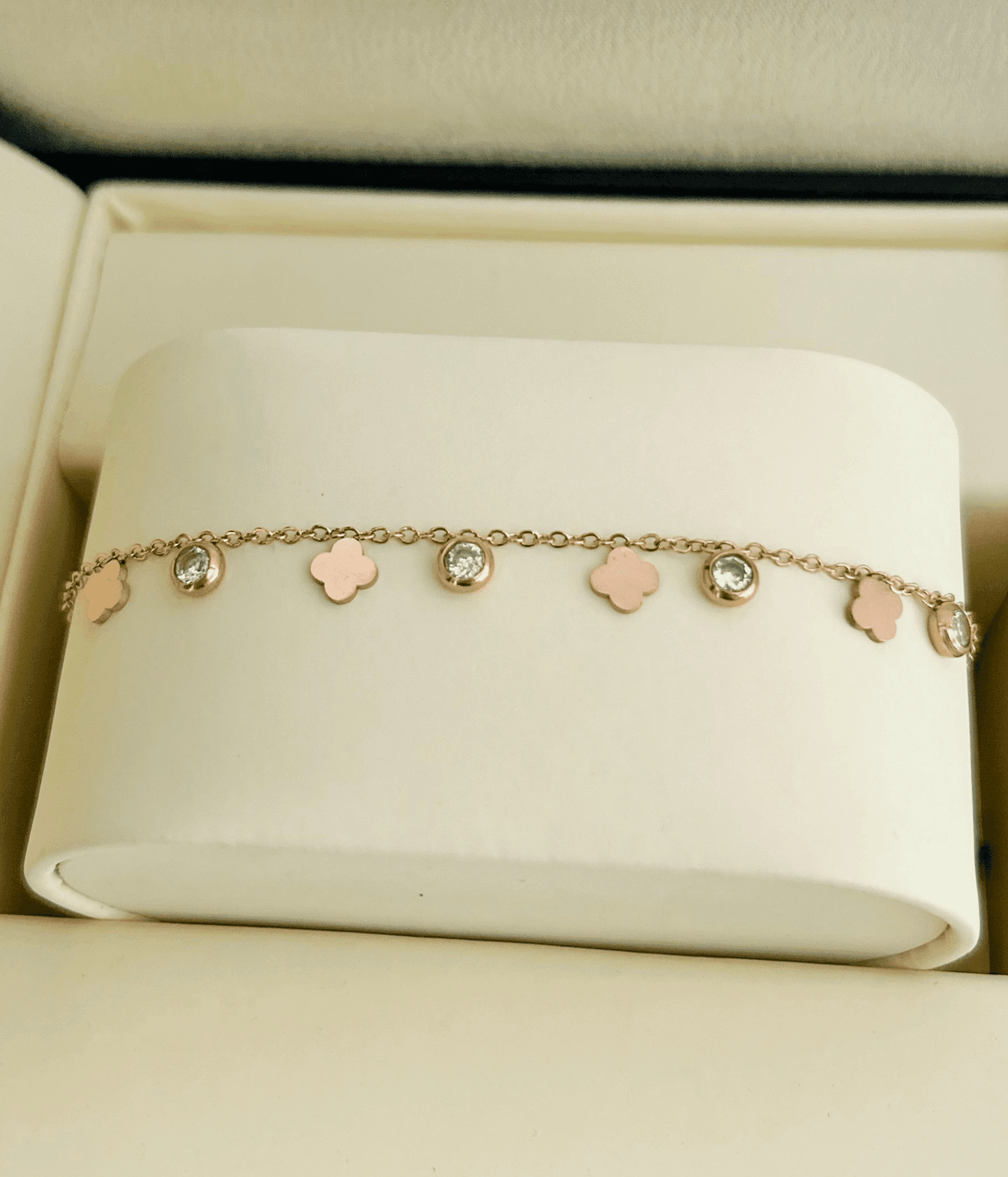 Rosy halo  Charm Bracelet