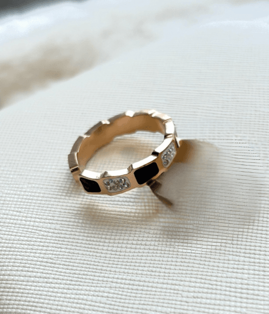 Elara Ajustable ring