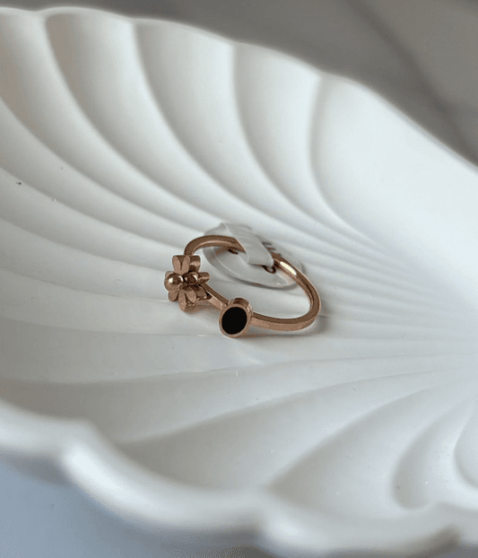 Flower with oval