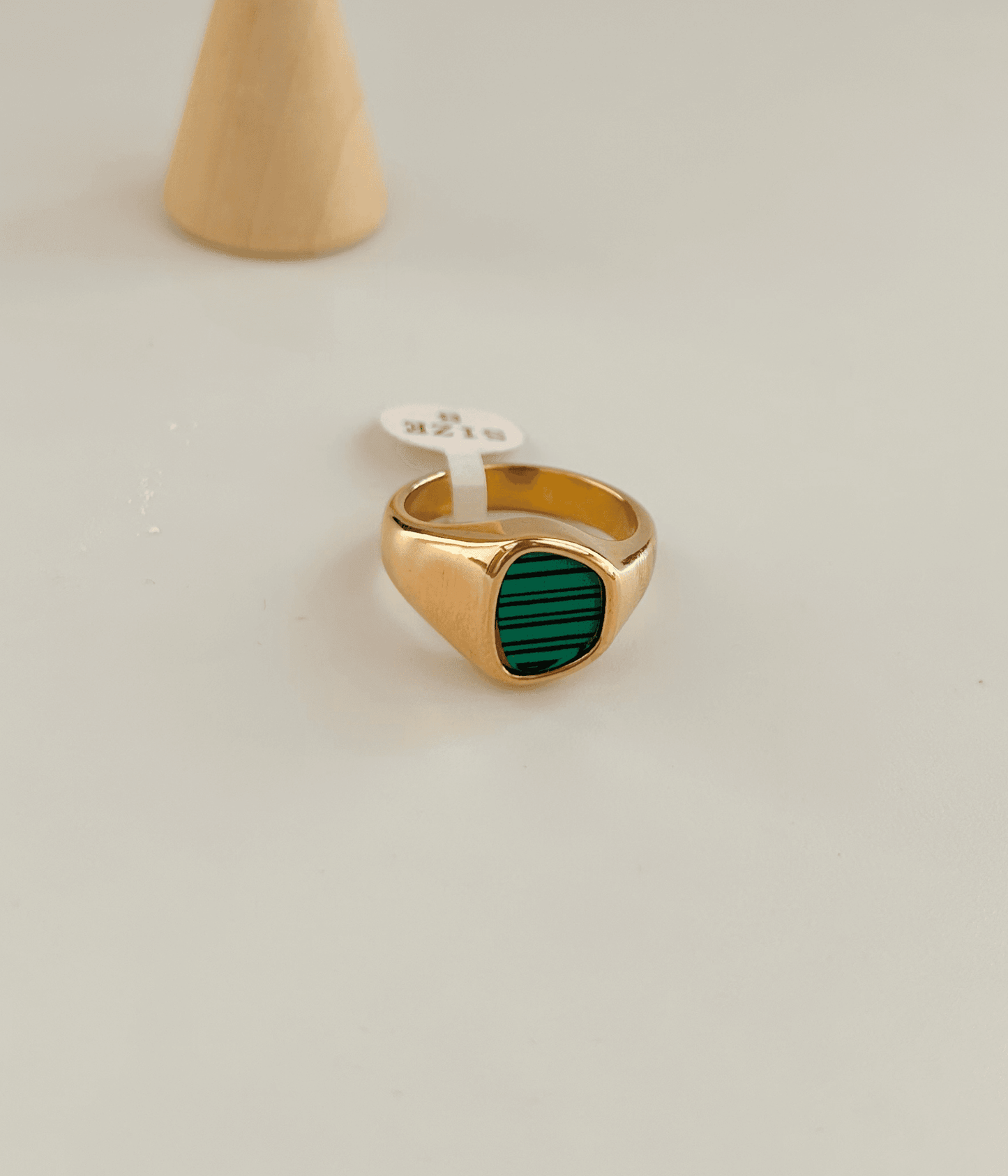 Green ring - 8