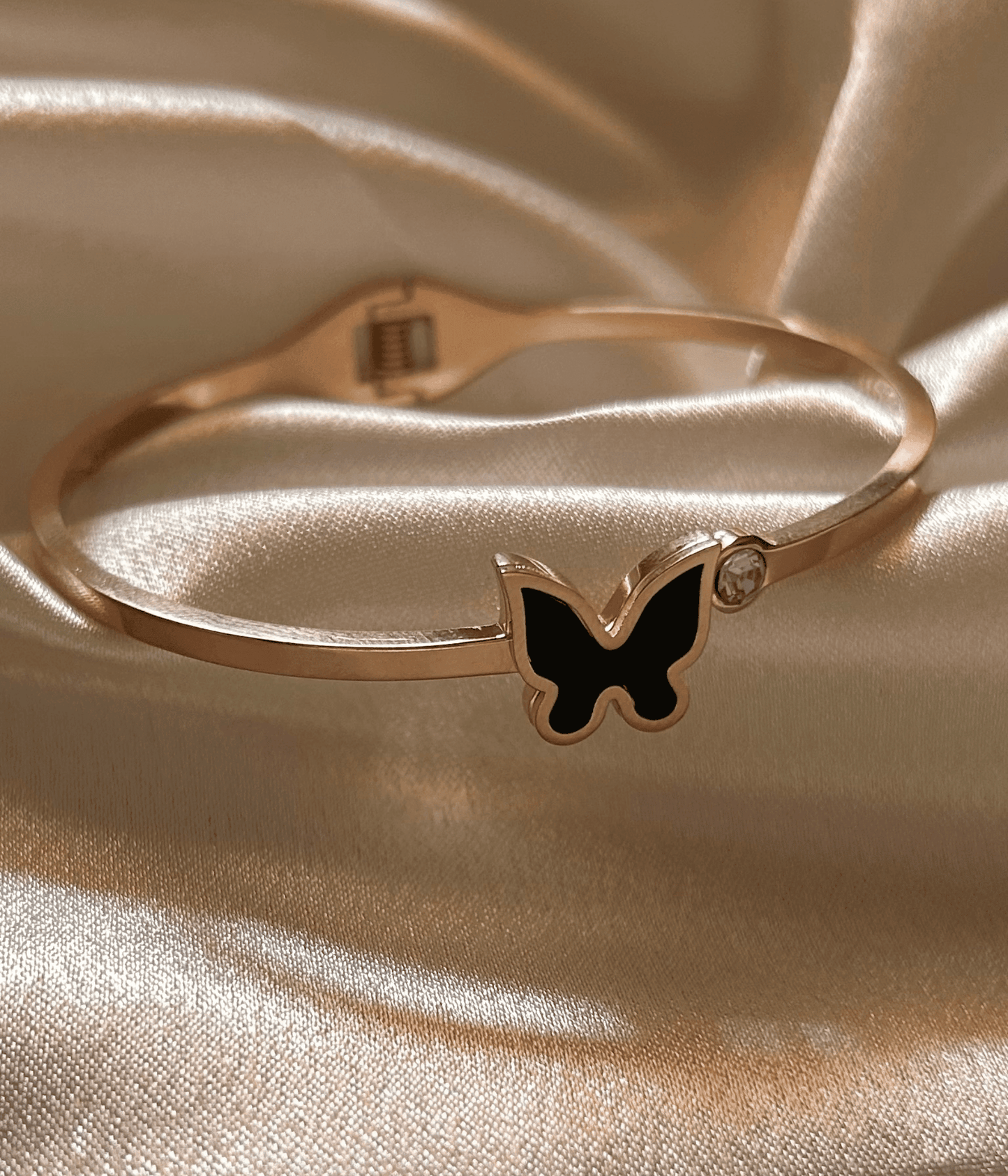 Butterfly bangle Rose Gold