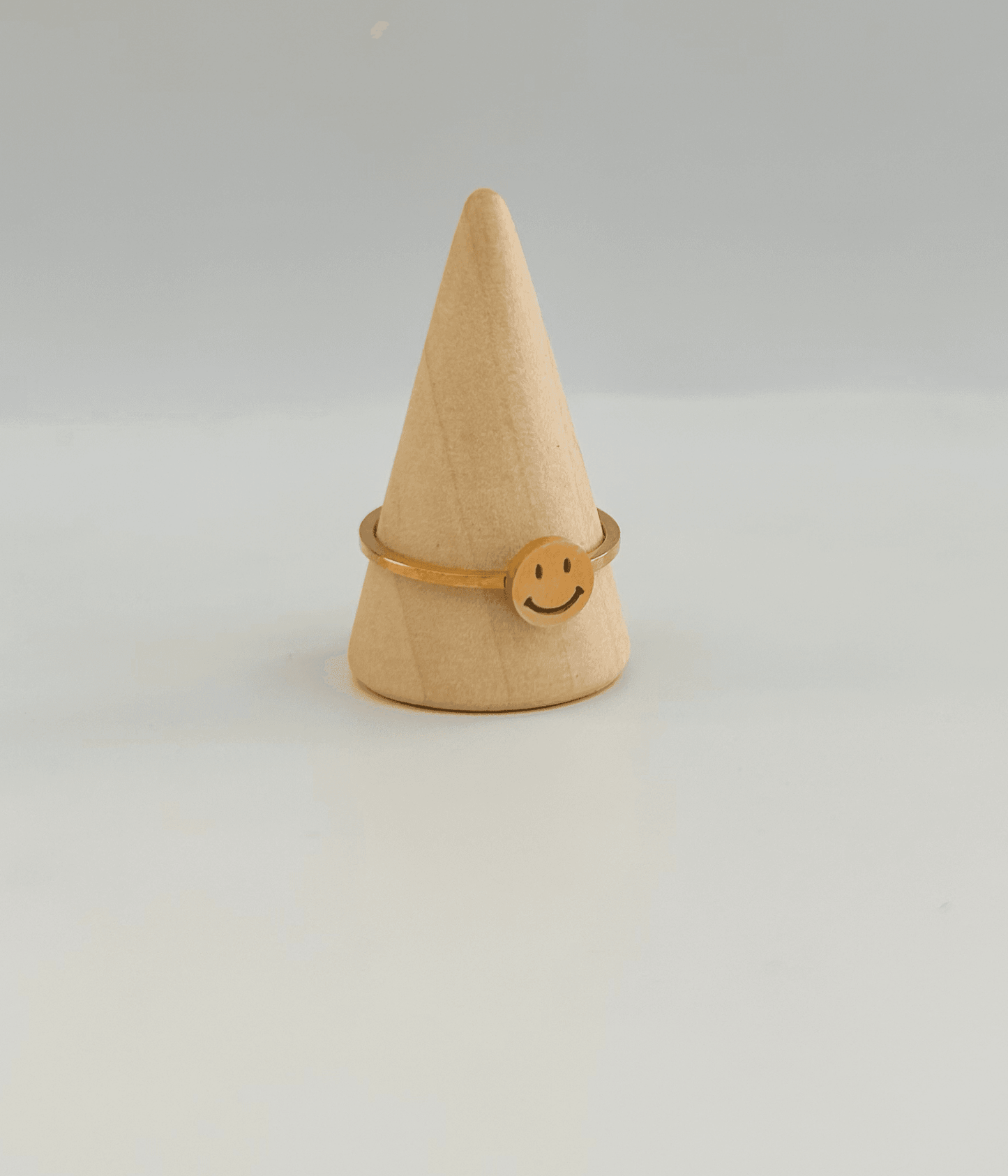 Smile ring